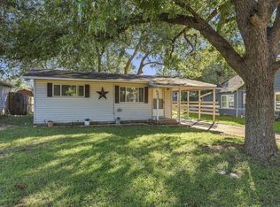 1014 W Florence St, Denison, TX 75020