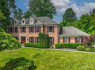 8453 Greenleaf Dr, Cincinnati, OH 45255