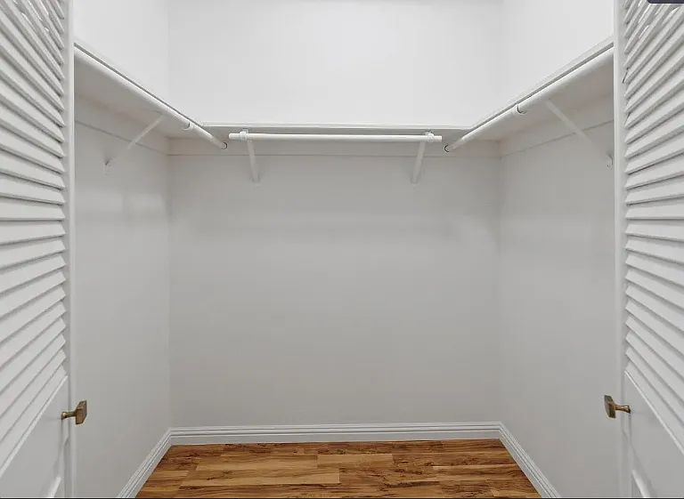 555 Laurel Ave #0 — Photo 13