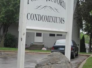 1540 Commercial Ave UNIT 8, Victoria, MN 55386