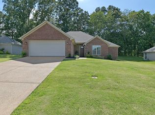 5177 Rolling Meadows Dr, Milan, TN 38358
