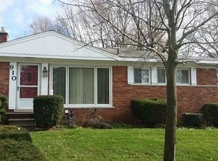 910 Duke, Milford, MI 48381