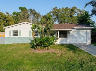 13896 Matanzas Dr, Fort Myers, FL 33905
