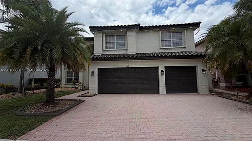 3142 SW 173rd Ter Photo 1