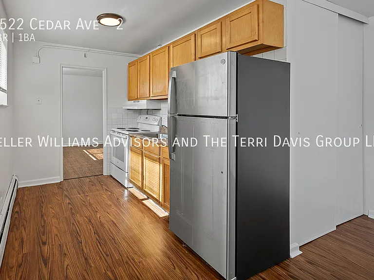 1522 Cedar Ave #2 — Photo 10