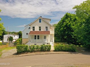 1 Booth Pl, Greenwich, CT 06830