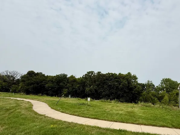 7786 Bluestem Trl, Deforest, WI 53532