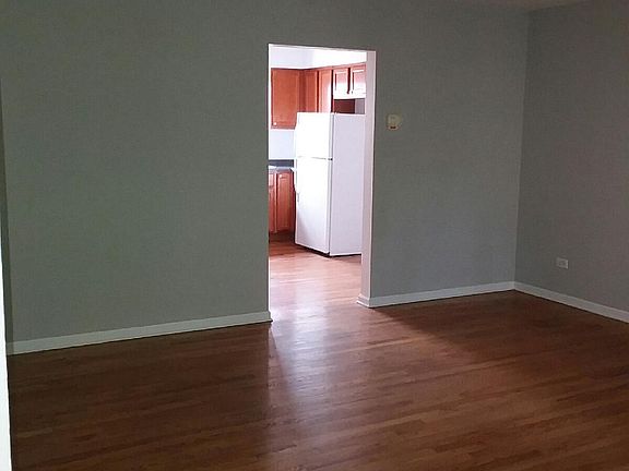 4th image of 2550 W Catalpa Ave #C5