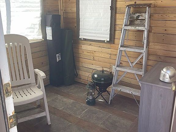 4th image of 104 Warpath Rd