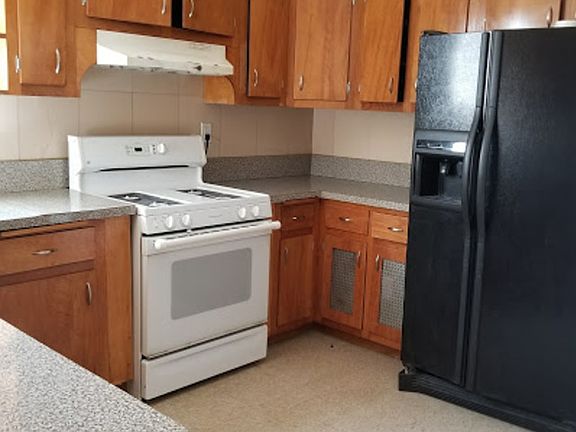 2nd image of 5644 N Talman Ave #2