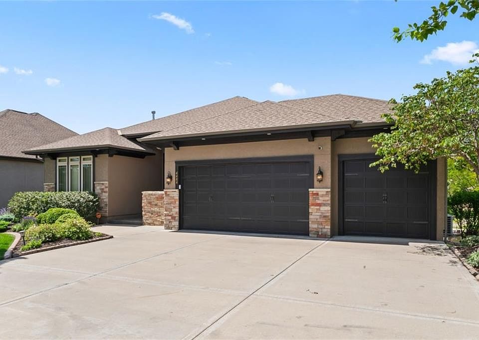 4484 SW Raintree Shore Dr, Lees Summit, MO 64082 Zillow