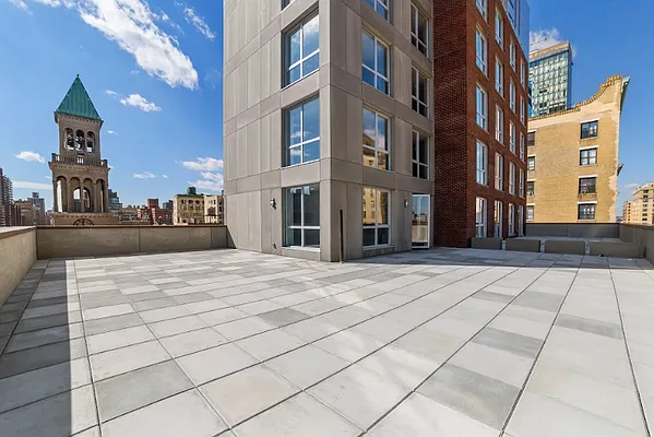 Rented by Compass | media 8