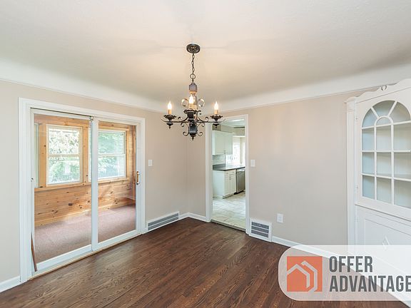 5th image of 3525 Radcliffe Rd