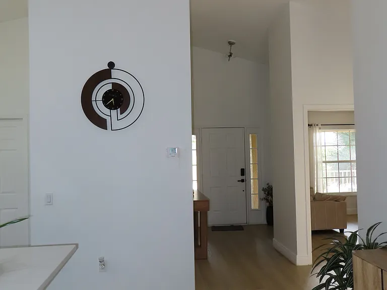 506 Pine Cone Dr — Photo 6