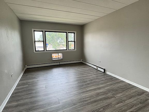 4th image of 1123 N 33rd Ave APT 2C