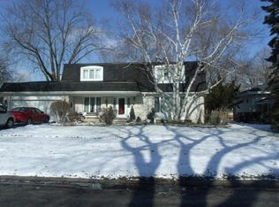 3617 Cherry Hills Dr, Flossmoor, IL