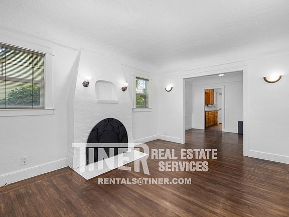 2nd image of 3816 Jeffrey Ave
