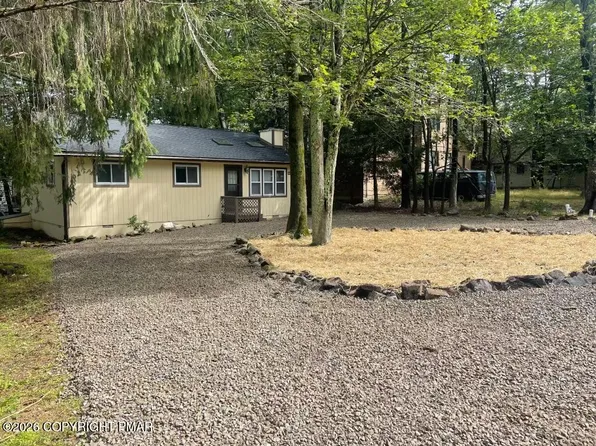 3434 Primrose Ter, Tobyhanna, PA 18466