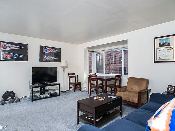 4th image of 220 N 1st St APT A2