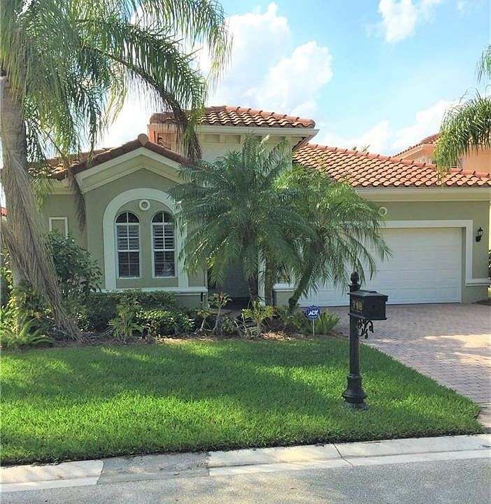 1st image of 718 SW Palm Cove Dr