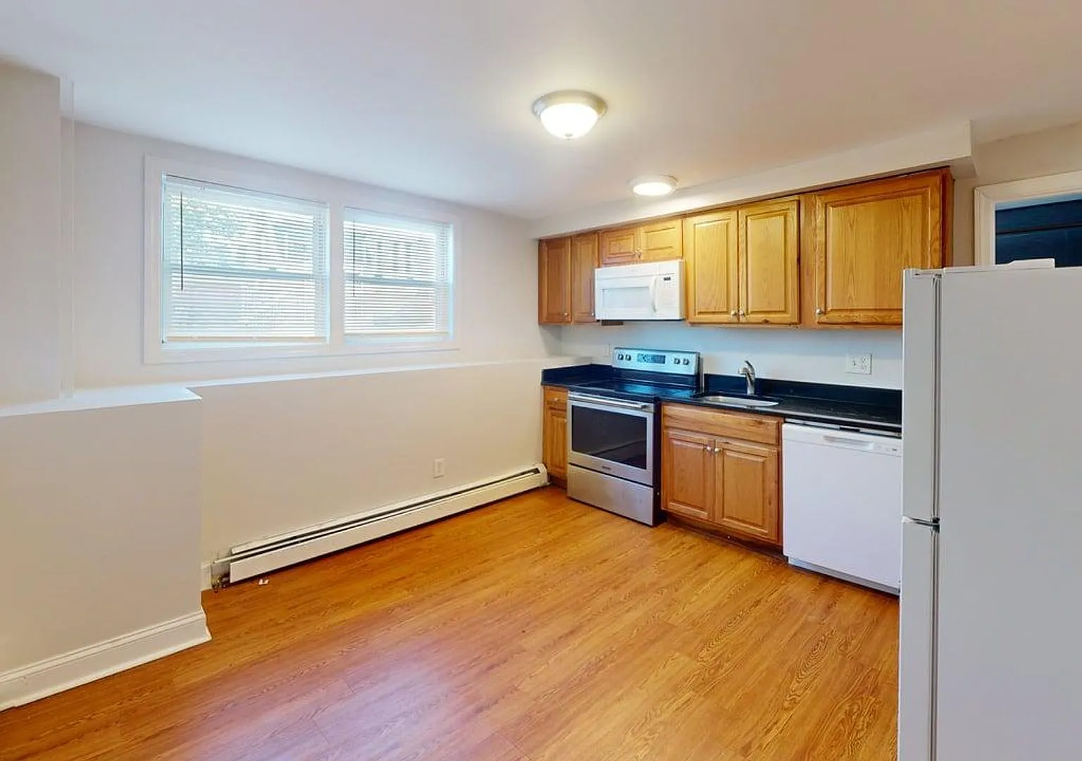 2 Granite — Photo 1