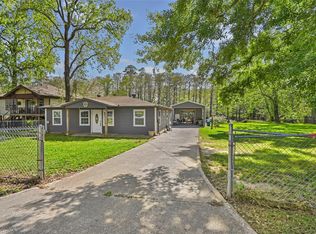 218 Waterfall Dr, Huffman, TX 77336