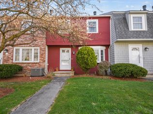 62 Prescott Dr #62, Chelmsford, MA 01824