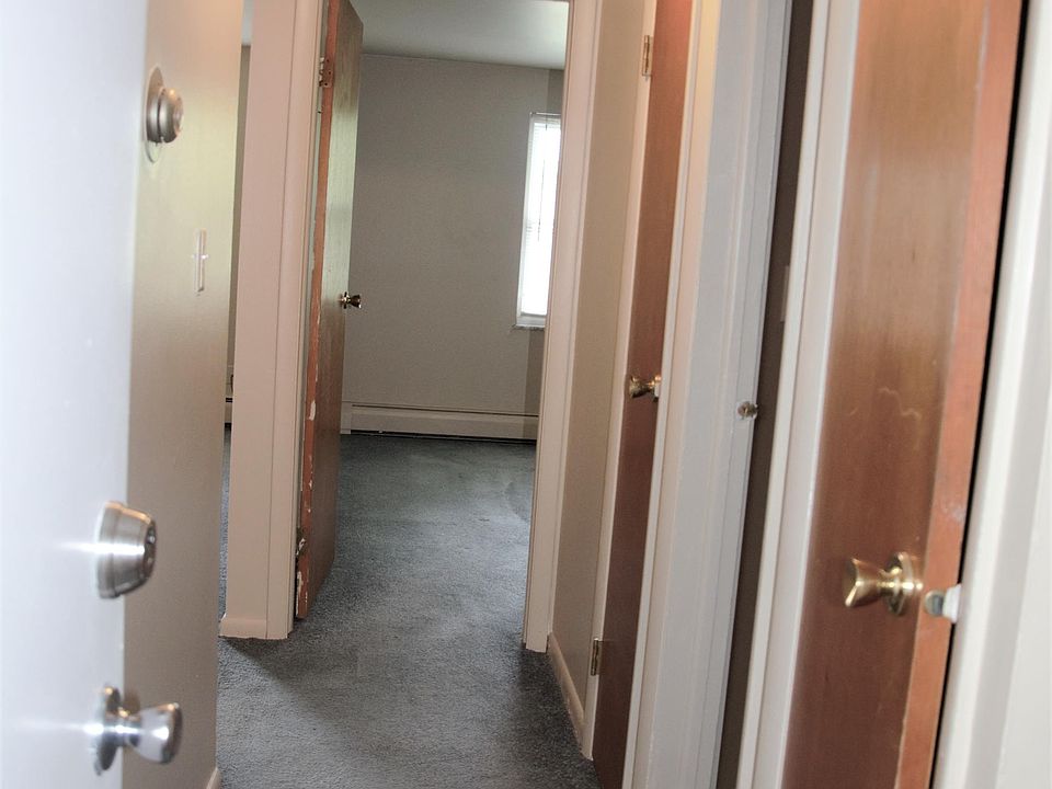 1st image of 4991 Arbor Village Dr APT C36