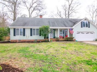 800 Fox Ridge Trl, Chesapeake, VA 23322