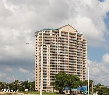 1st image of 2668 Beach Blvd
