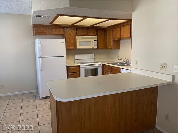5th image of 1308 Pinto Rock Ln Unit 101