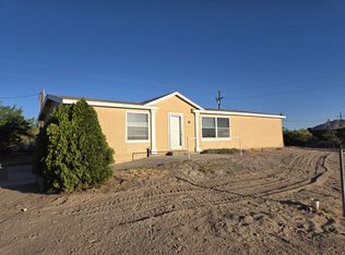1142 Sandy Hill Dr, Las Cruces, NM 88007