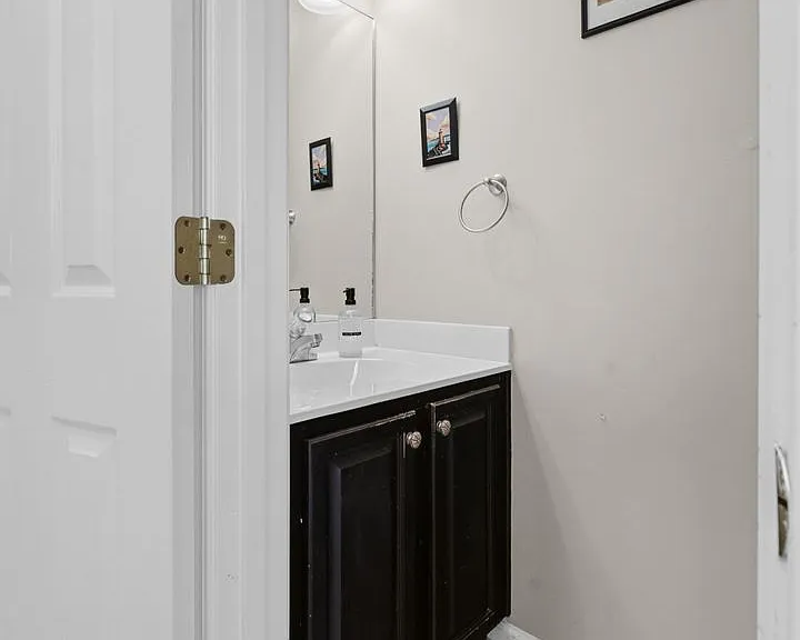177 Old Pond Cir — Photo 12