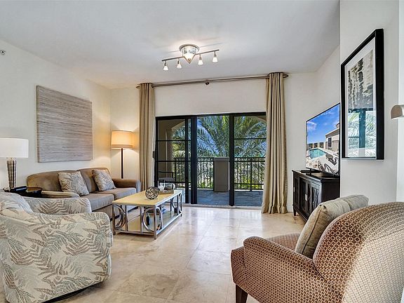 5th image of 2501 N Ocean Boulevard #550