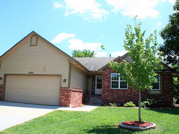 2nd image of 1902 N Remington Cir