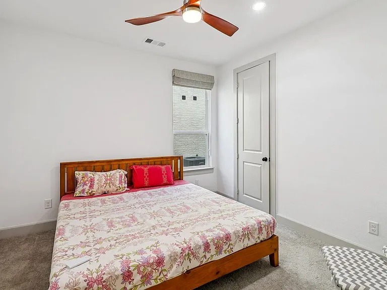 2601 Backland Prairie Ln — Photo 13