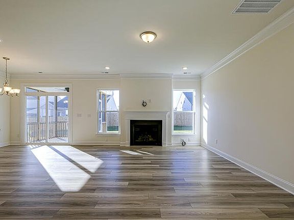 These photos are representative of this floor plan, but all options may not be available in every co