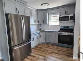 15529 Linden Blvd #1, Jamaica, NY 11434