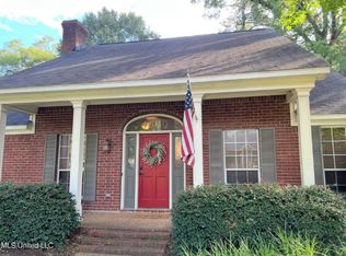 4009 Brookwood Dr, Flowood, MS 39232