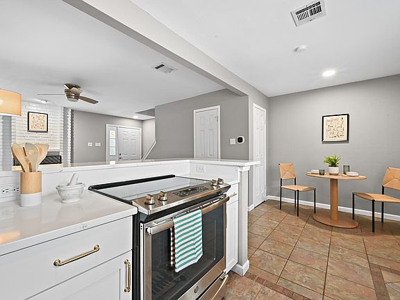 5th image of 8400 Jamestown Dr APT 332