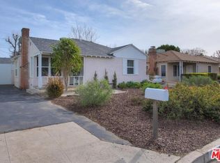 6448 Whitman Ave, Van Nuys, CA 91406