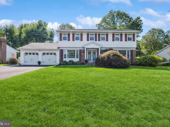 18 Van Wyck Dr, Princeton Junction, NJ 08550