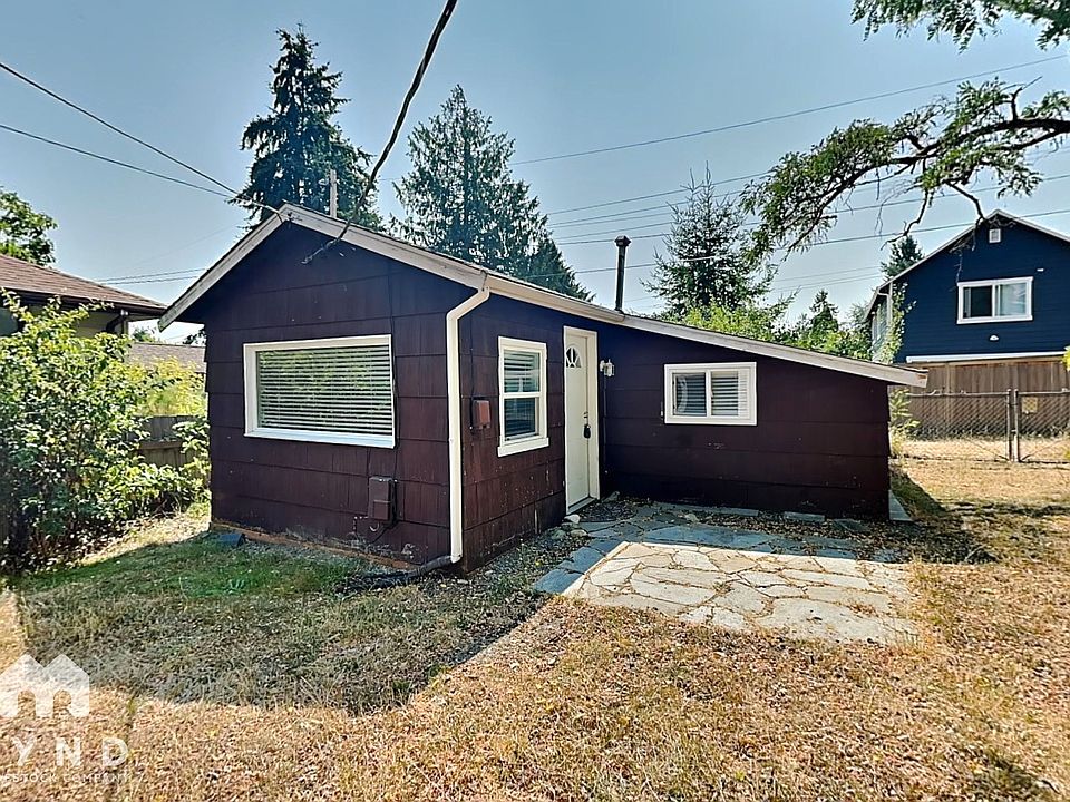1st image of 725 N 101st St #B