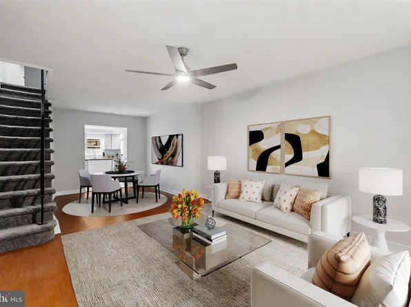 230 McClellan St, Philadelphia, PA 19148