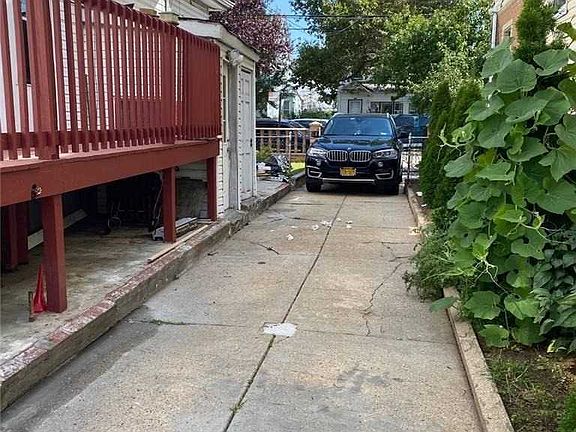 3rd image of 91-26 121st St