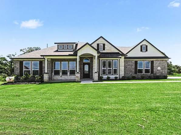27 Red Barn Rd, Bay City, TX 77414