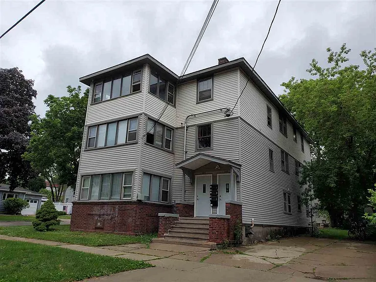 930 Emerald St #3A — Photo 2