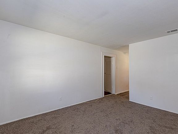 4th image of 4742 Toney Dr
