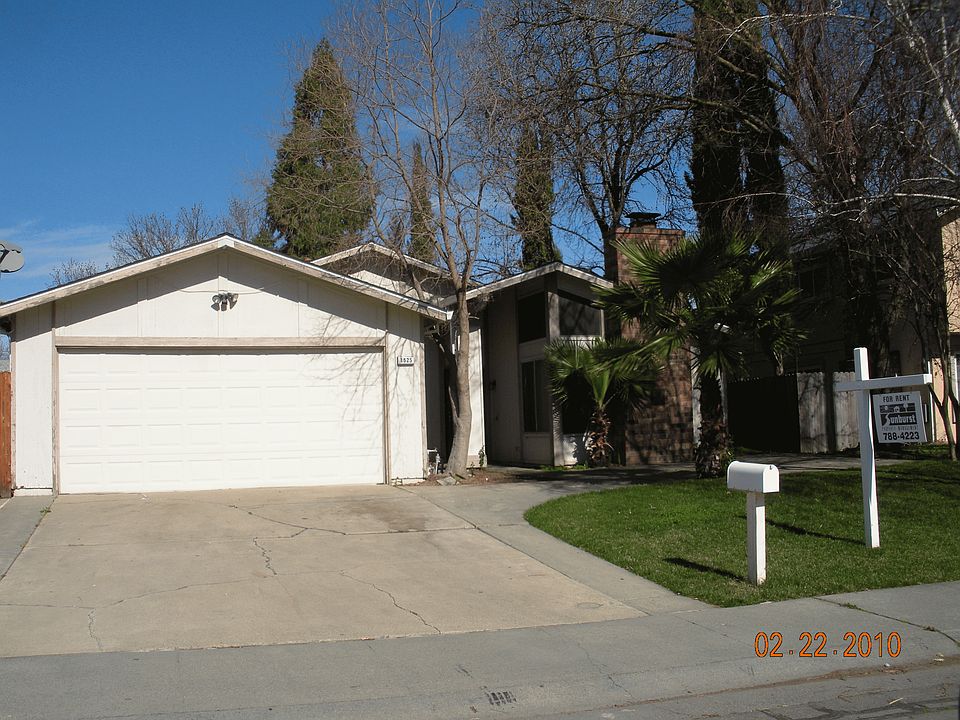 1st image of 1525 Woodridge Oak Way