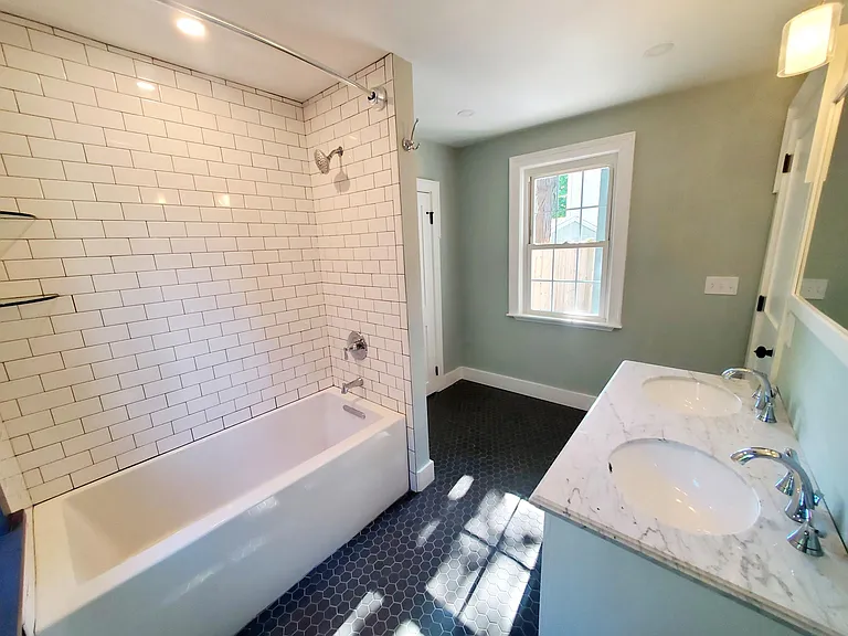 164 North St #1 — Photo 13